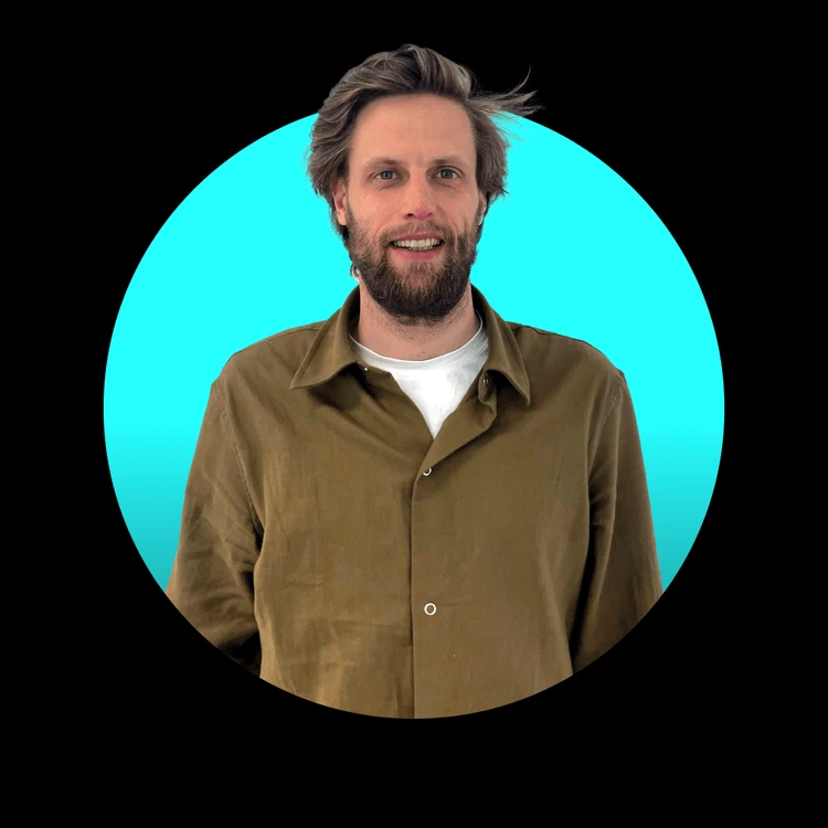 team-member-image